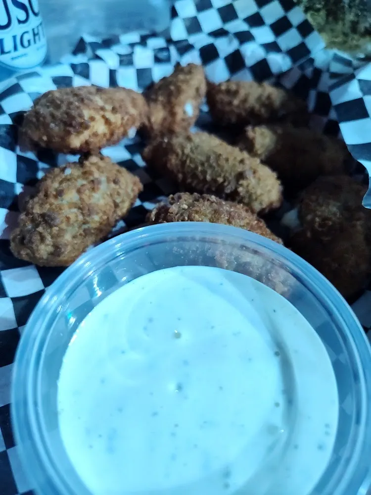 Chips & Salsa Fried Pickles